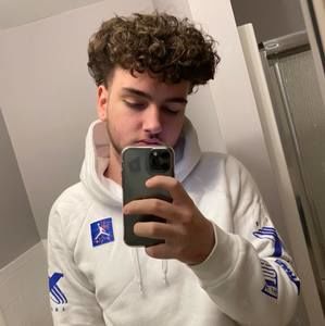 Meet your Posher, Dylan